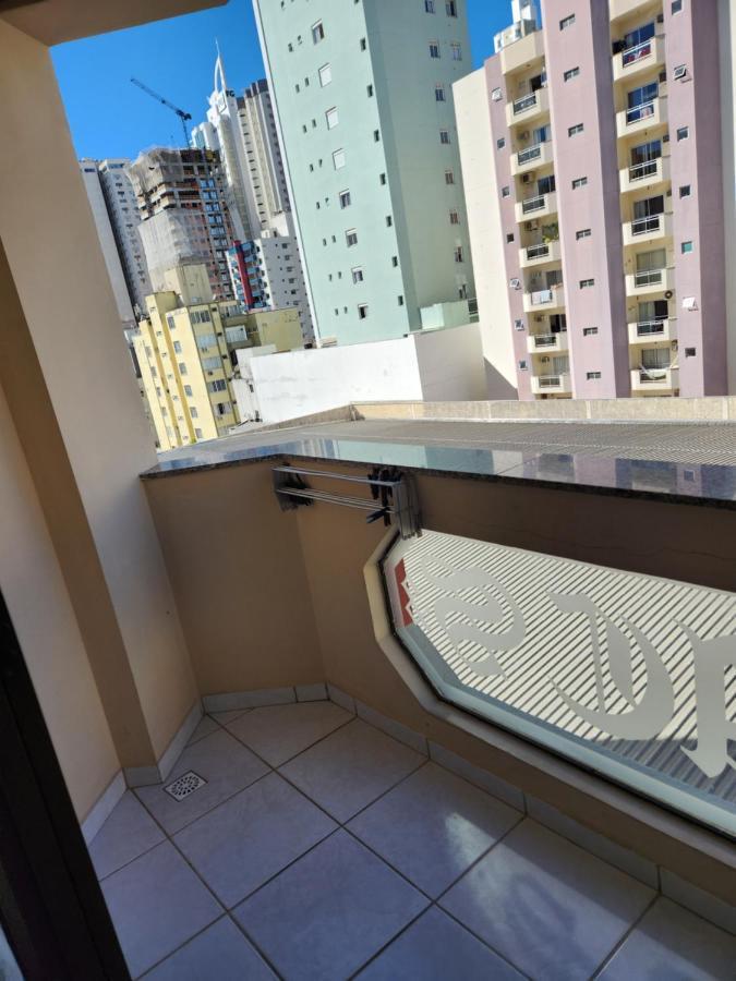 2 Quartos A 200Mts Praia Central, Garagem, Churrasqueira, Wi-Fi 90 Mbps, Pet Friendly Balneário Camboriú エクステリア 写真
