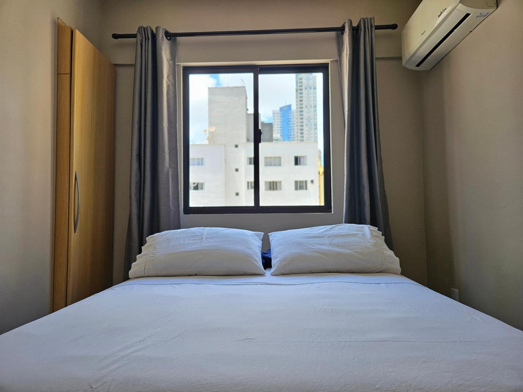 2 Quartos A 200Mts Praia Central, Garagem, Churrasqueira, Wi-Fi 90 Mbps, Pet Friendly Balneário Camboriú エクステリア 写真