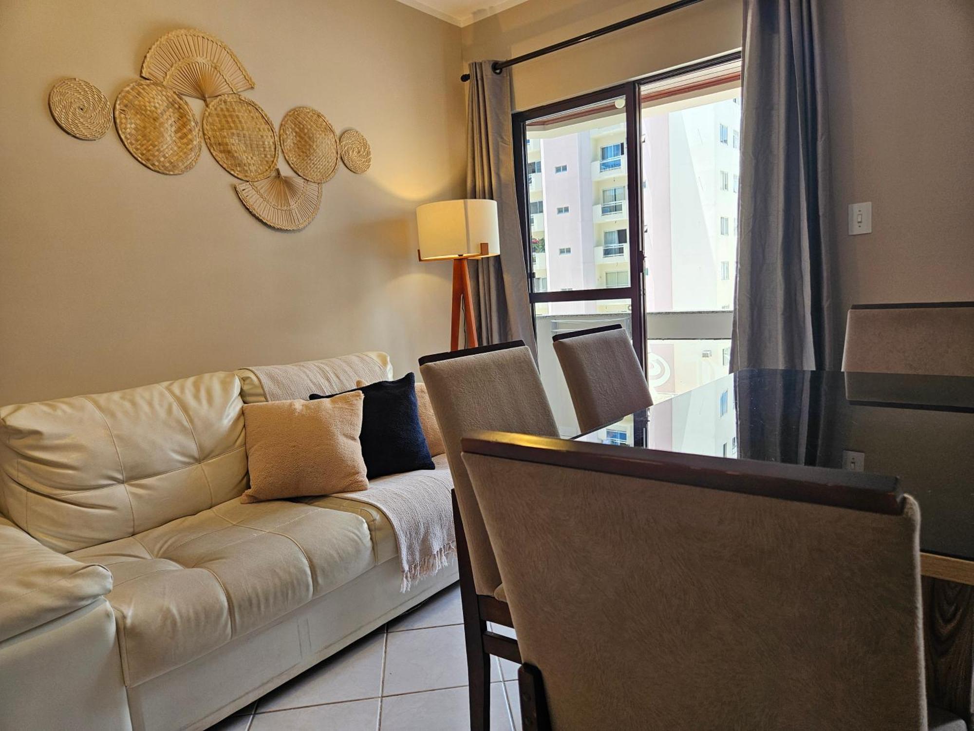2 Quartos A 200Mts Praia Central, Garagem, Churrasqueira, Wi-Fi 90 Mbps, Pet Friendly Balneário Camboriú エクステリア 写真
