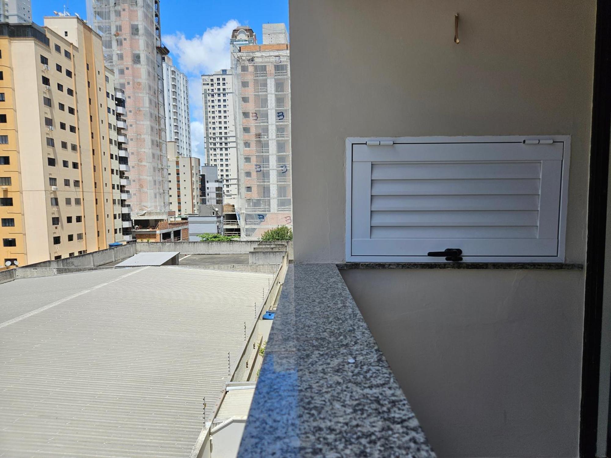 2 Quartos A 200Mts Praia Central, Garagem, Churrasqueira, Wi-Fi 90 Mbps, Pet Friendly Balneário Camboriú エクステリア 写真