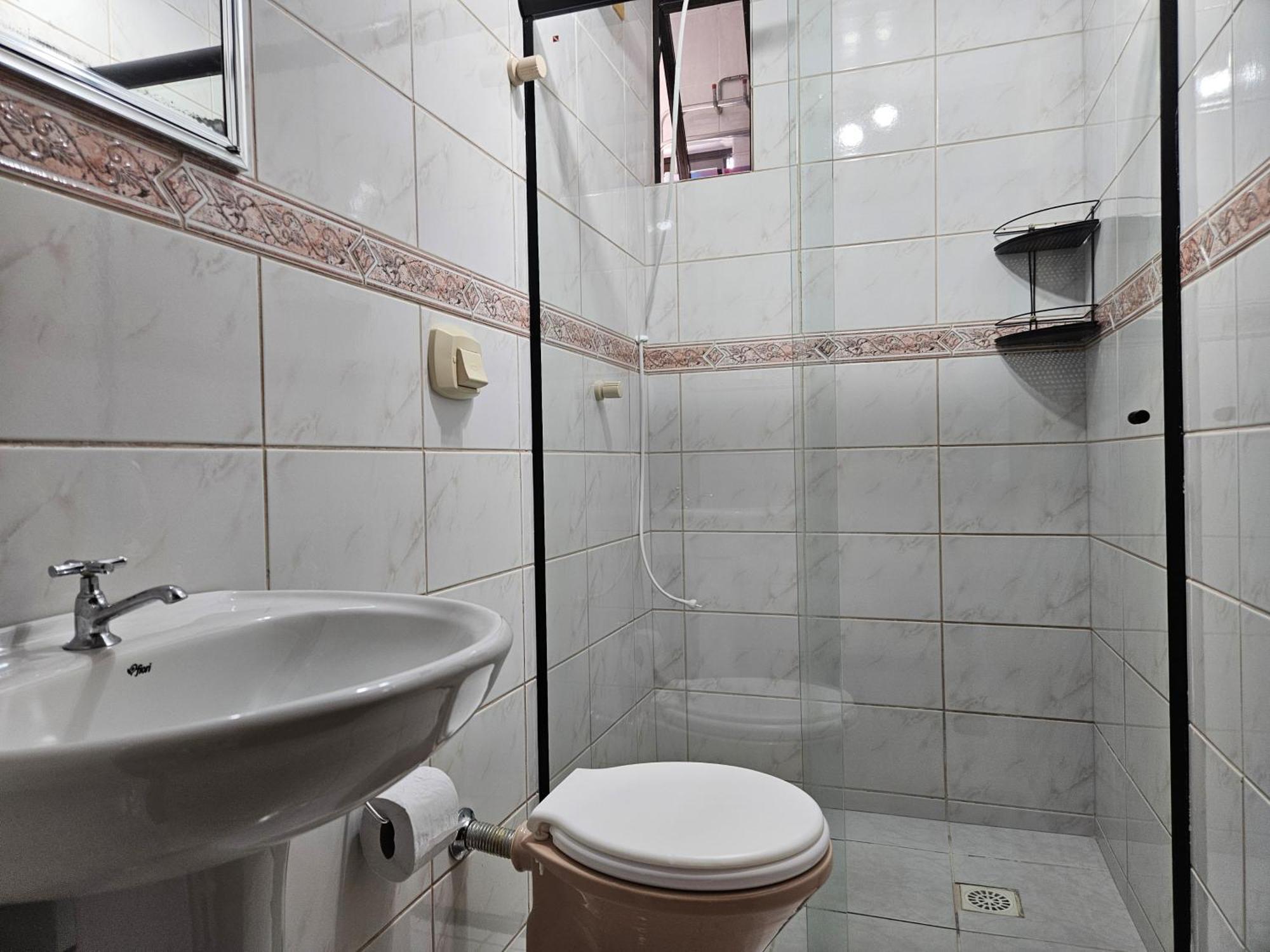2 Quartos A 200Mts Praia Central, Garagem, Churrasqueira, Wi-Fi 90 Mbps, Pet Friendly Balneário Camboriú エクステリア 写真