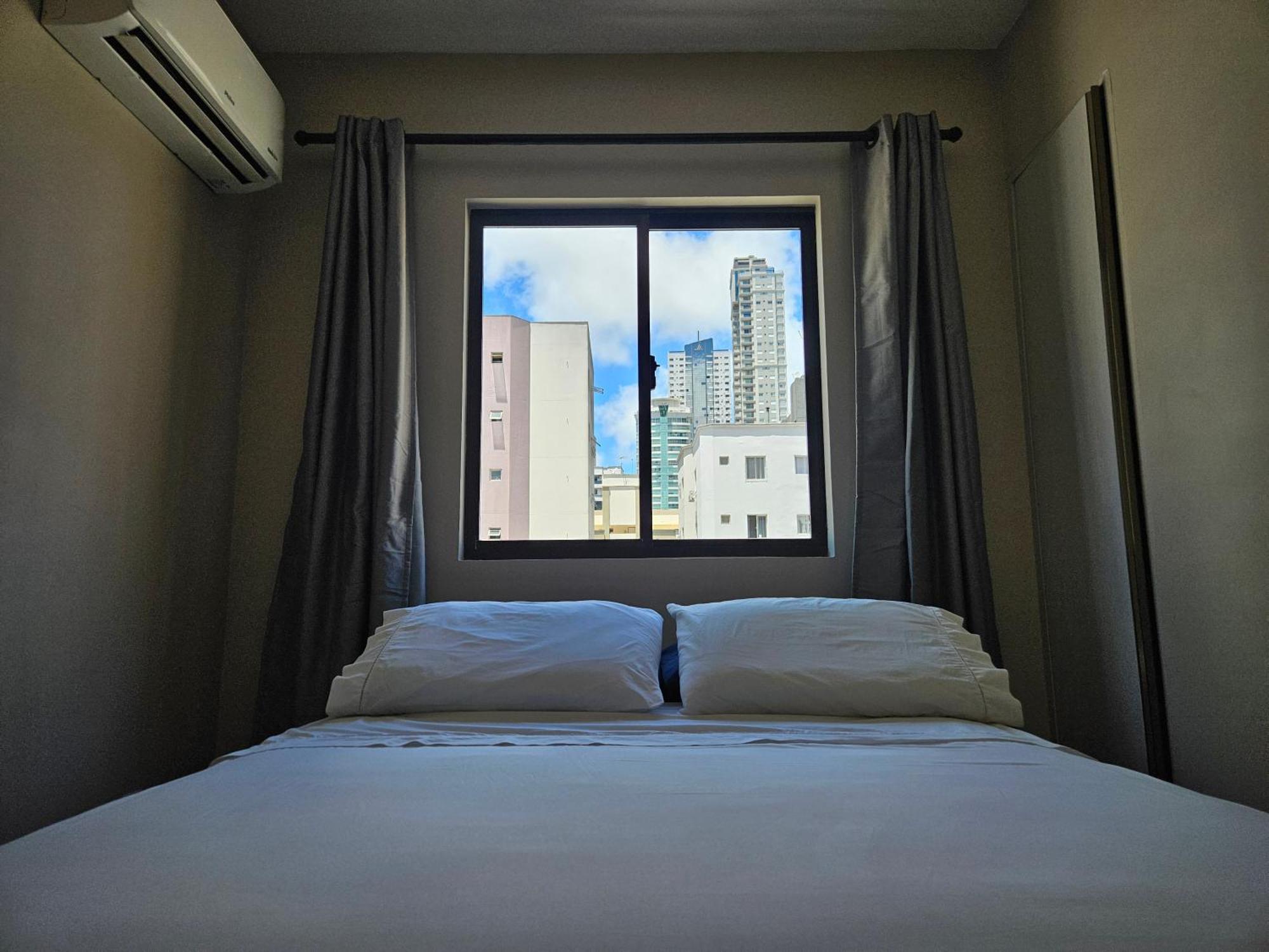 2 Quartos A 200Mts Praia Central, Garagem, Churrasqueira, Wi-Fi 90 Mbps, Pet Friendly Balneário Camboriú エクステリア 写真